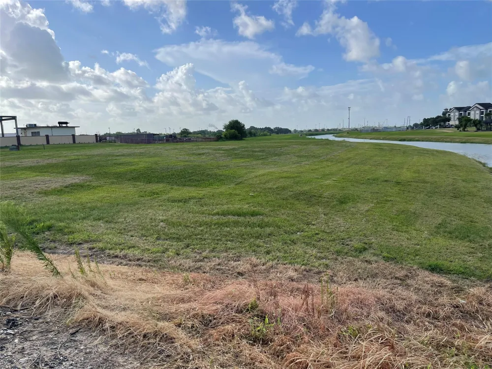 Loop 197 Texas City, TX 77590