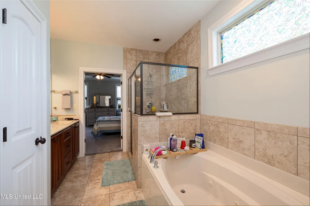 1668 Farindale Cove Nesbit, MS 38651
