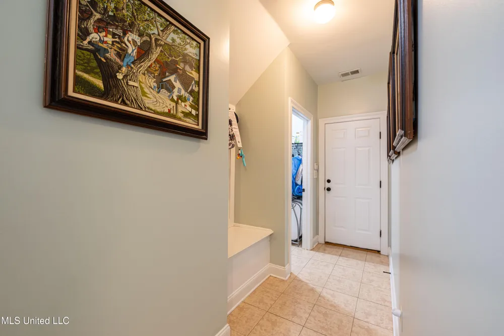 1668 Farindale Cove Nesbit, MS 38651