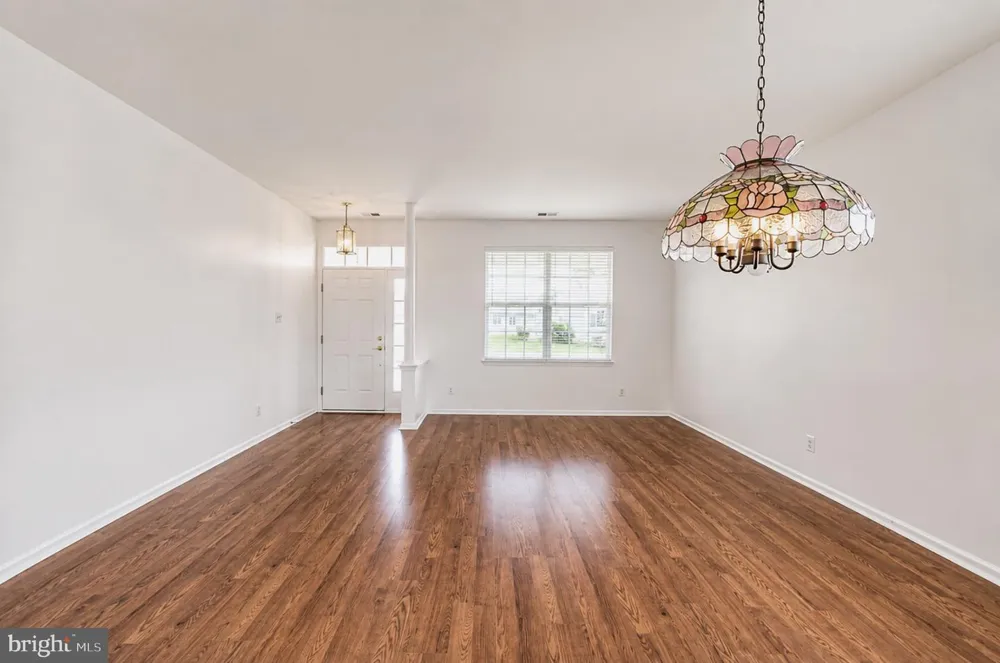 3 E DEHART AVENUE Clayton, NJ 08312