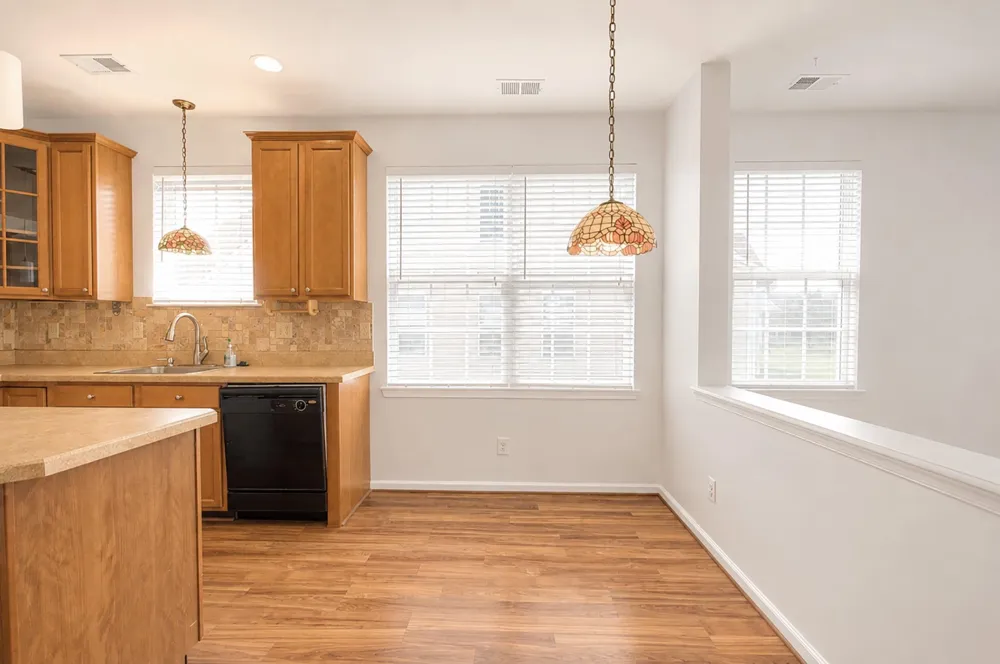 3 E DEHART AVENUE Clayton, NJ 08312