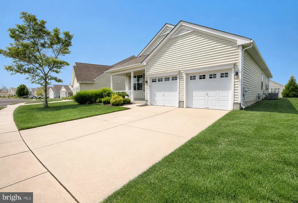 3 E DEHART AVENUE Clayton, NJ 08312