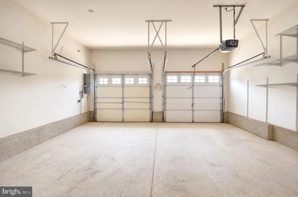 3 E DEHART AVENUE Clayton, NJ 08312