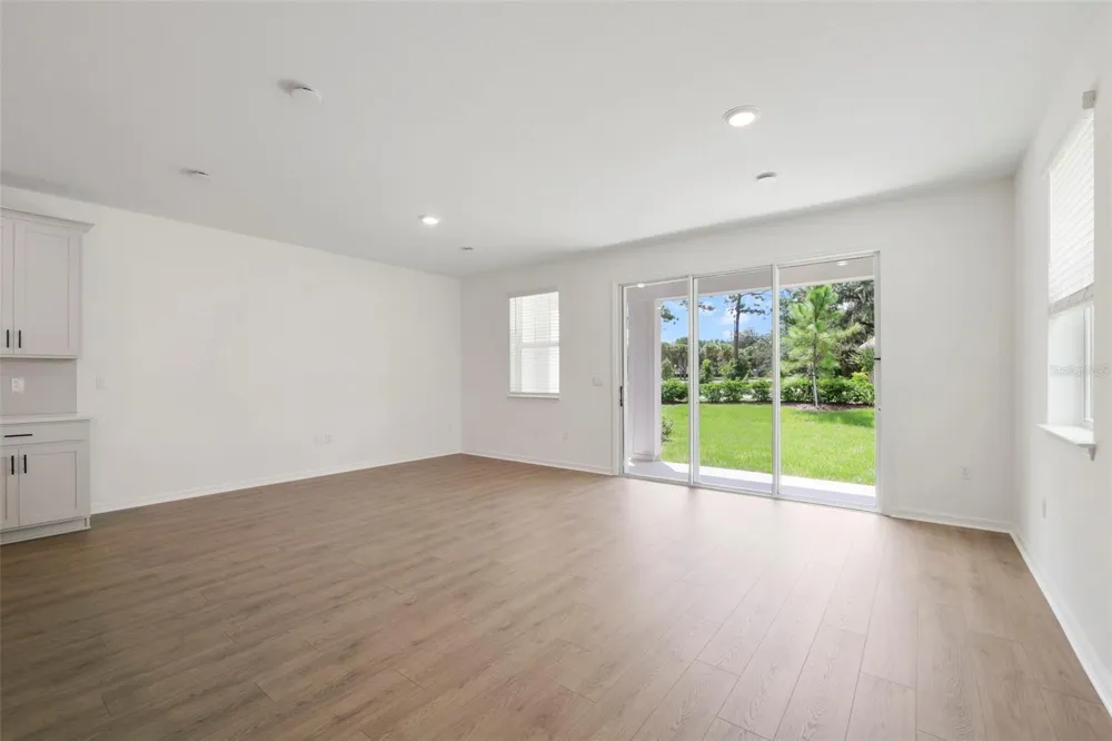 1633 GREENLEAF WOODS COVE Oviedo, FL 32765