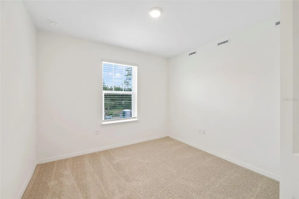 1633 GREENLEAF WOODS COVE Oviedo, FL 32765