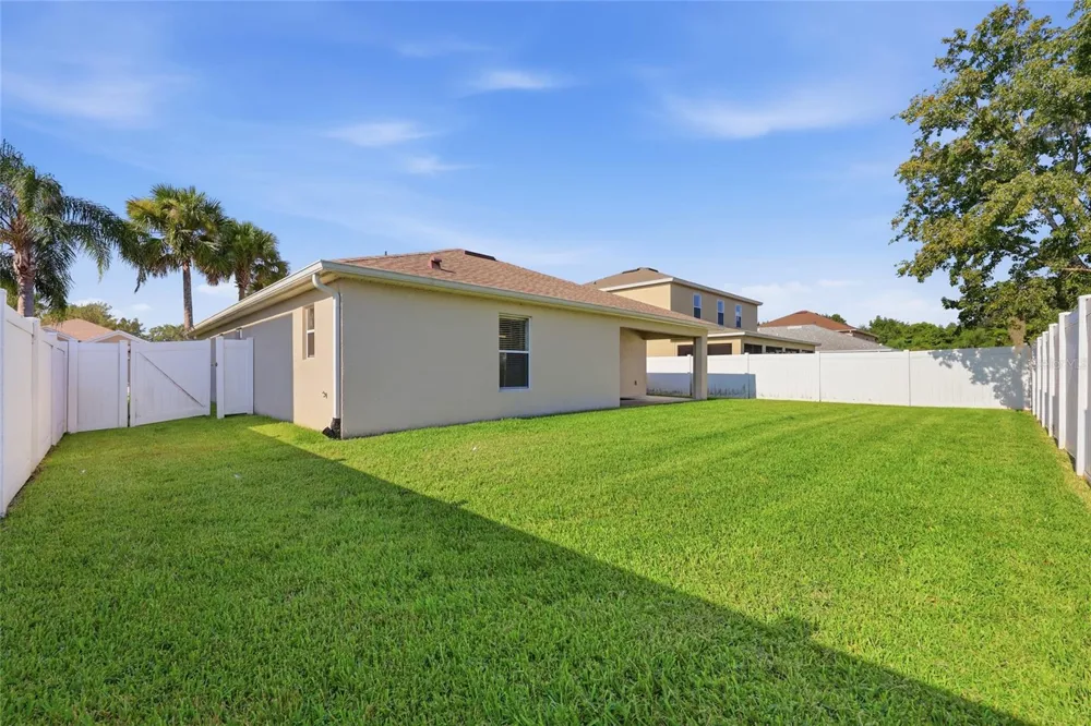 516 BELLA ROSA CIRCLE Sanford, FL 32771