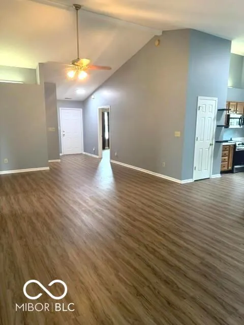 446 Grant Court Avon, IN 46123