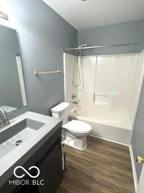 446 Grant Court Avon, IN 46123