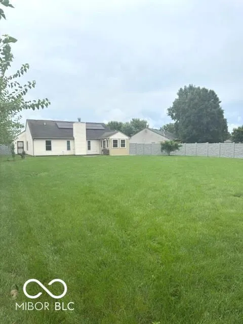 446 Grant Court Avon, IN 46123