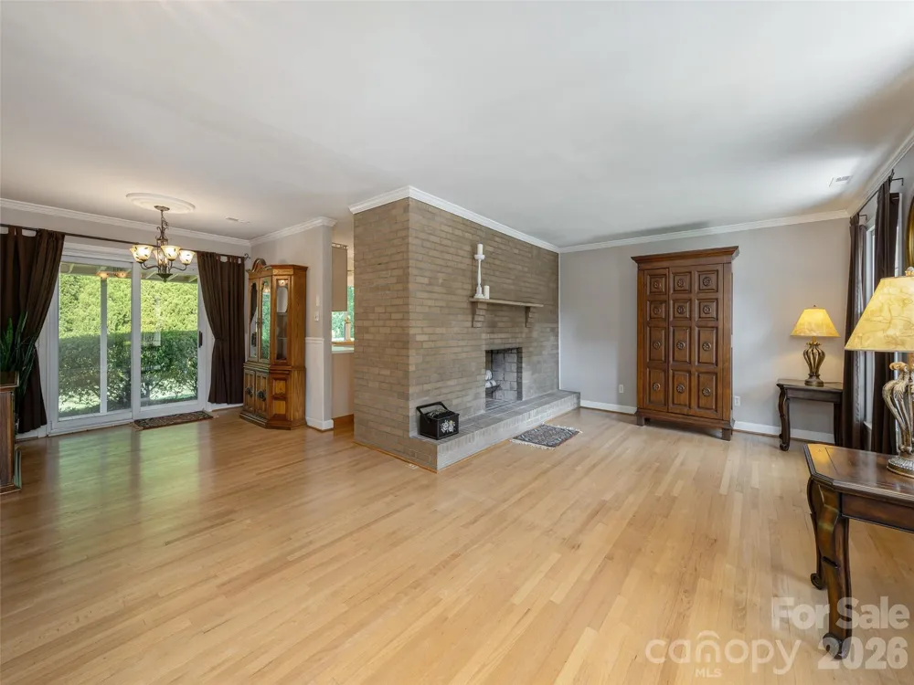 303 Tree Haven Boulevard Hendersonville, NC 28791
