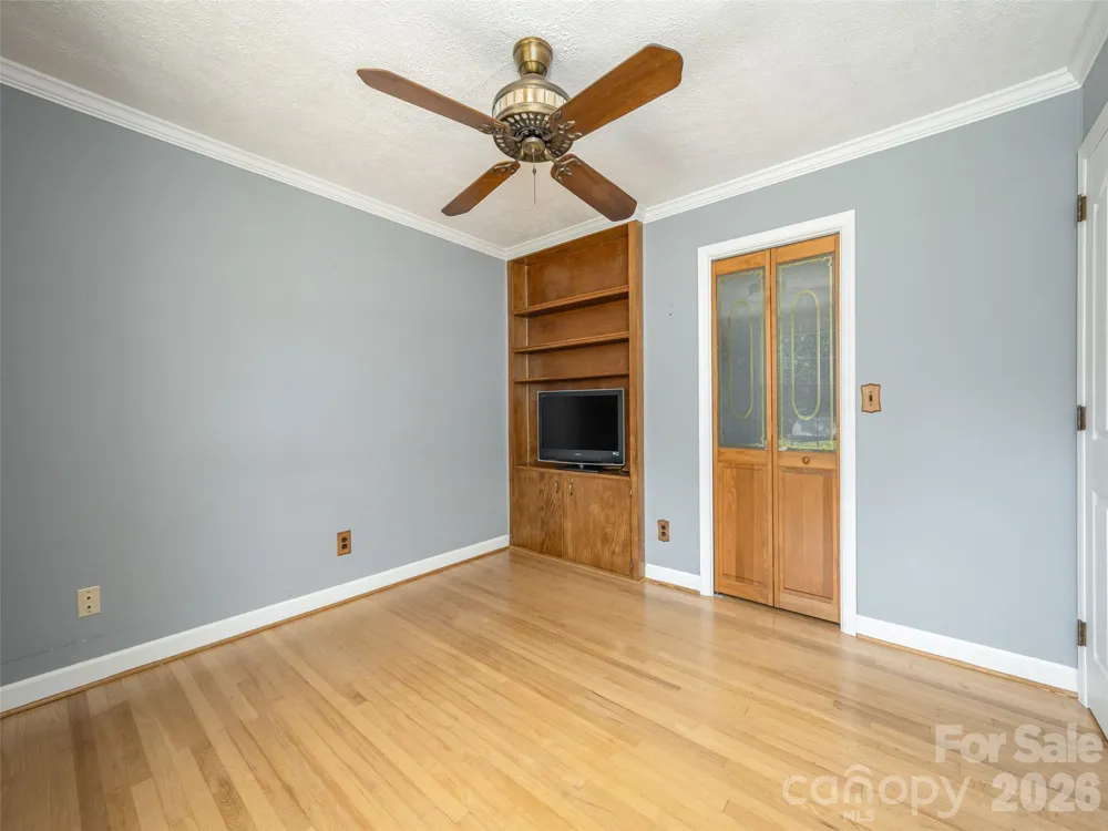 303 Tree Haven Boulevard Hendersonville, NC 28791