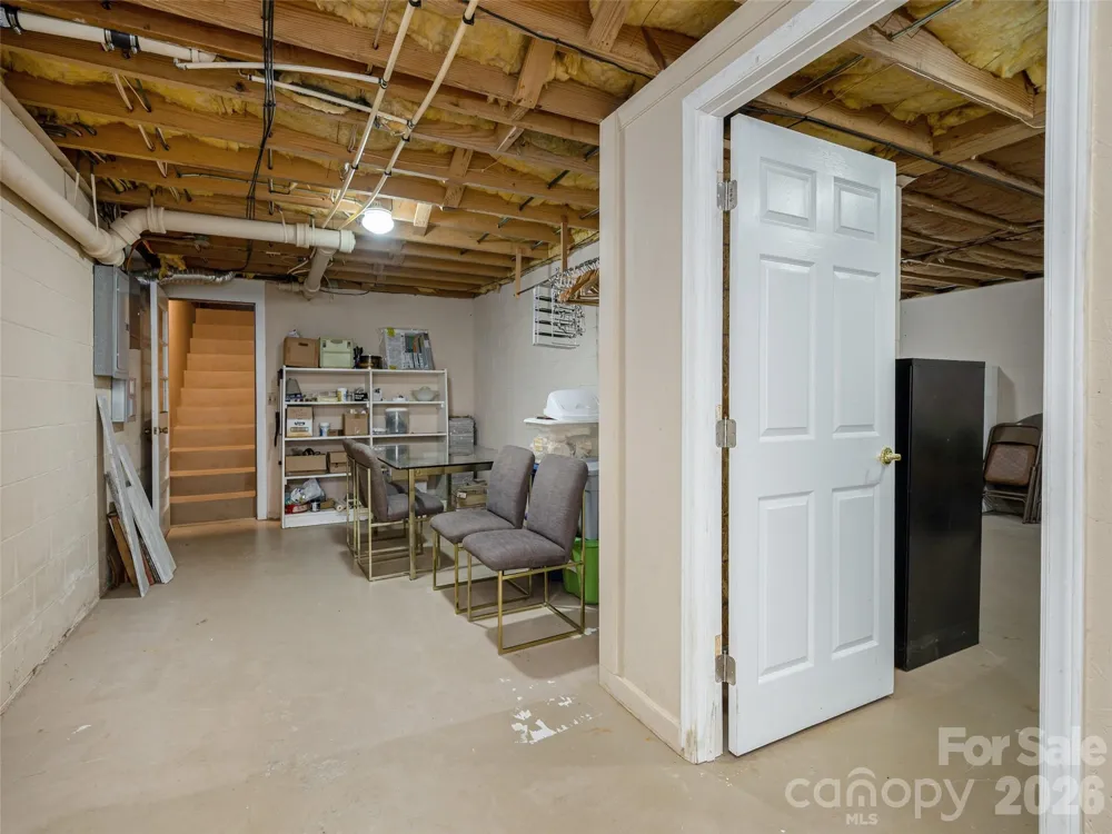 303 Tree Haven Boulevard Hendersonville, NC 28791