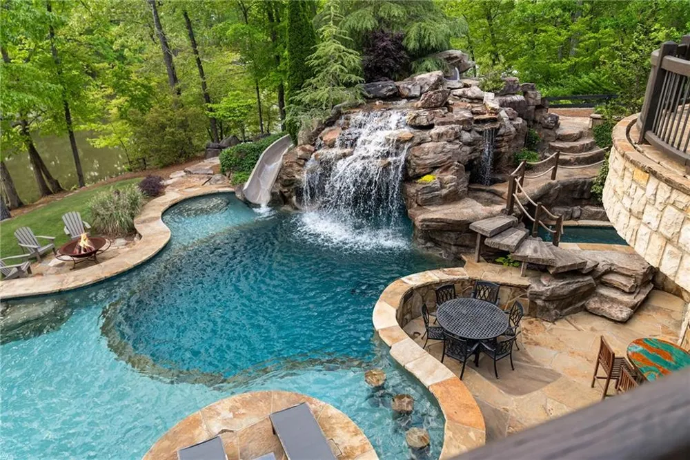 550 Blue Heron Way Milton, GA 30004