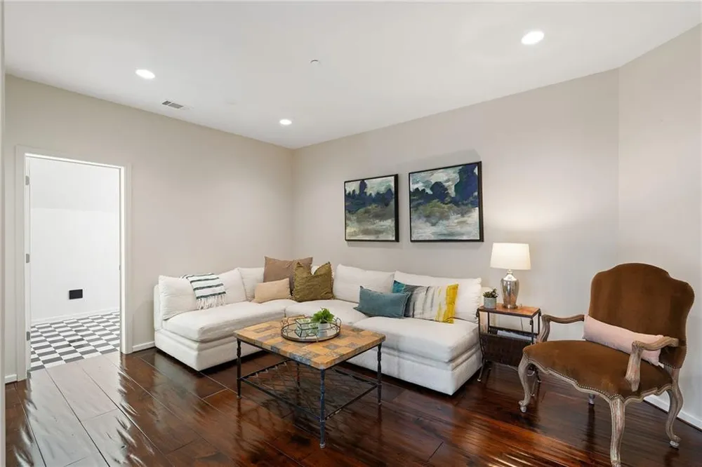 550 Blue Heron Way Milton, GA 30004