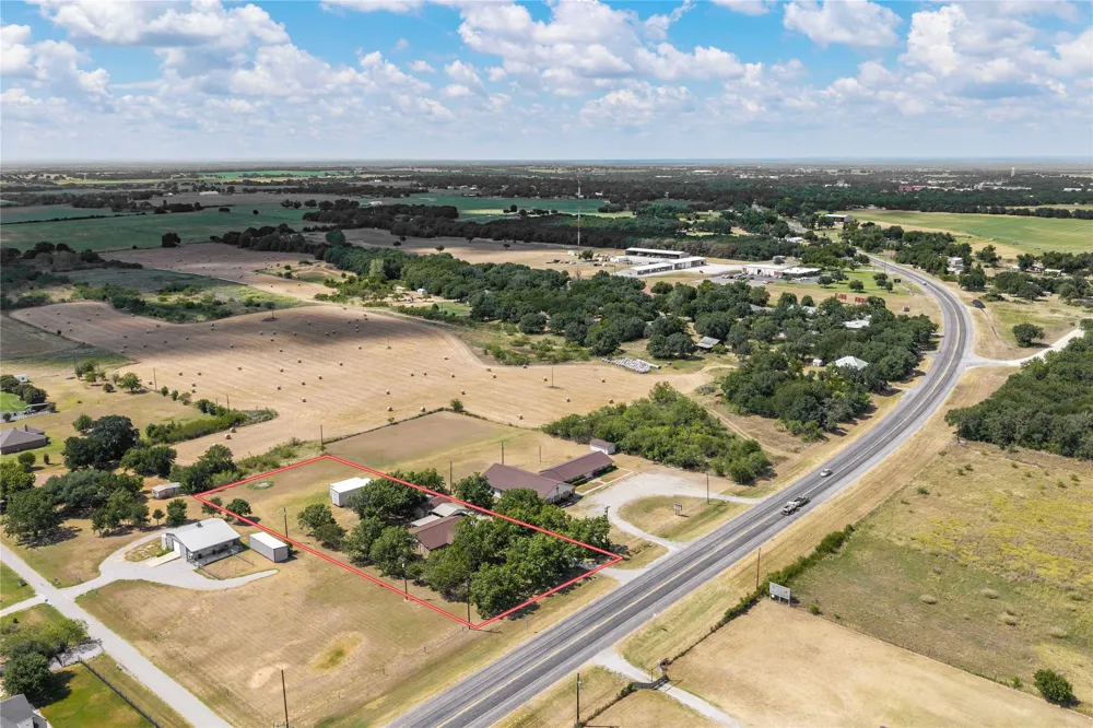 6370 Highway 16 De Leon, TX 76444