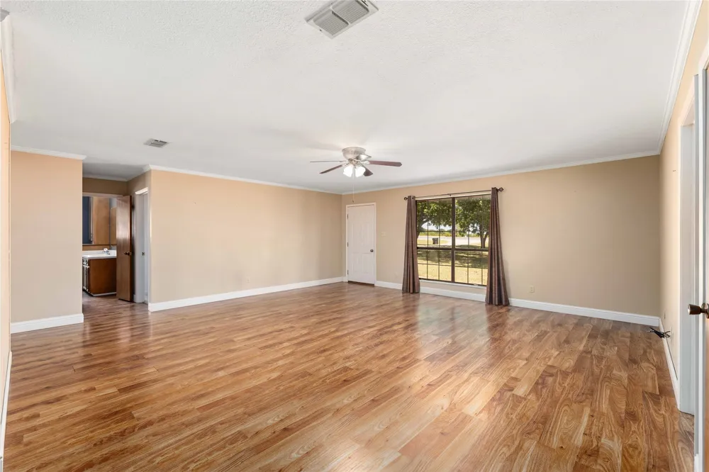 6370 Highway 16 De Leon, TX 76444