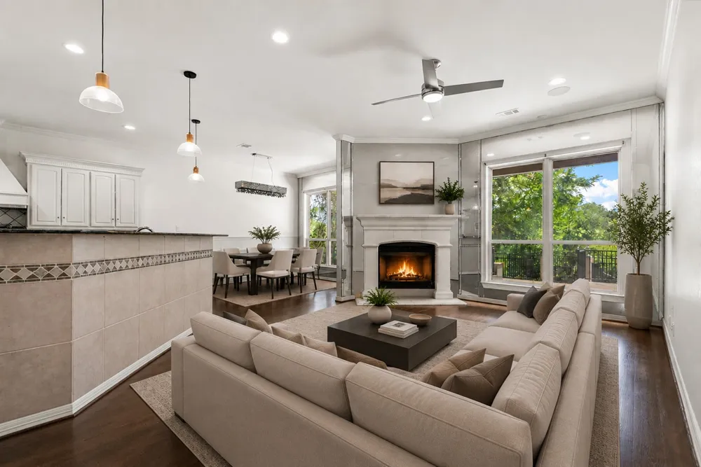 902 Saint George Place DeSoto, TX 75115