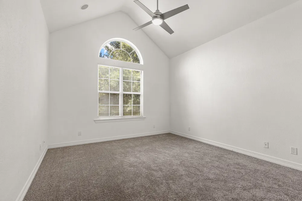 902 Saint George Place DeSoto, TX 75115