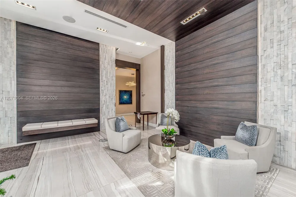 1 Water Club Way #404 North Palm Beach, FL 33408