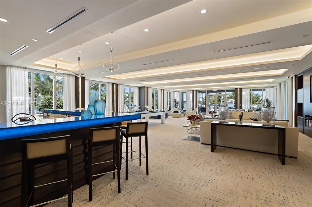 1 Water Club Way #404 North Palm Beach, FL 33408