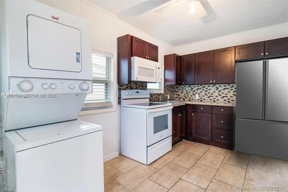 440 NW 93rd St #440 Miami, FL 33150