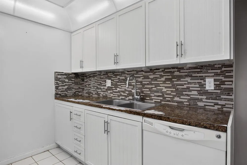 2002 Granada Drive #E1 Coconut Creek, FL 33066