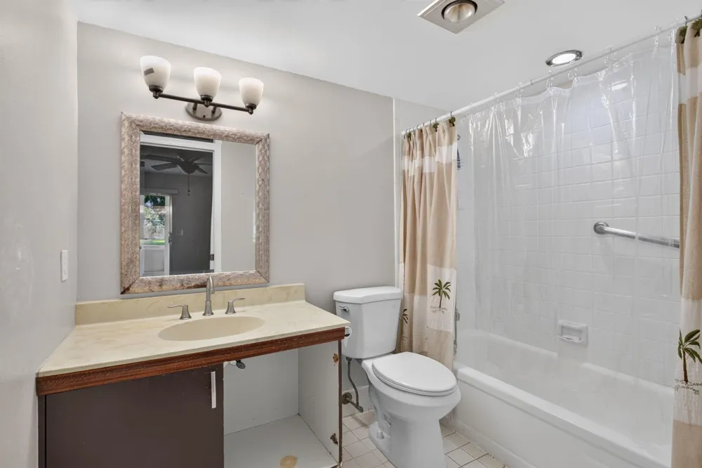 2002 Granada Drive #E1 Coconut Creek, FL 33066