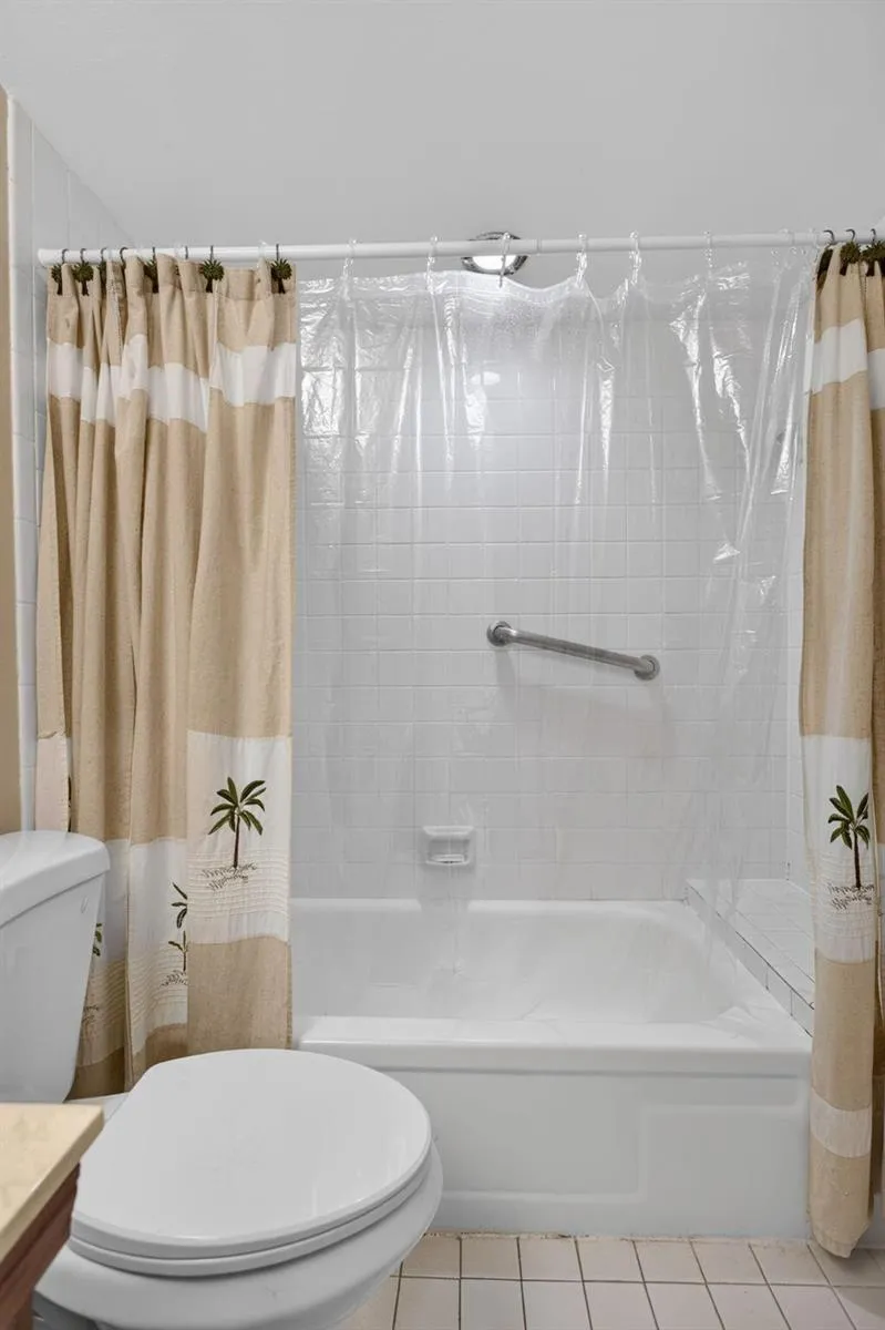 2002 Granada Drive #E1 Coconut Creek, FL 33066