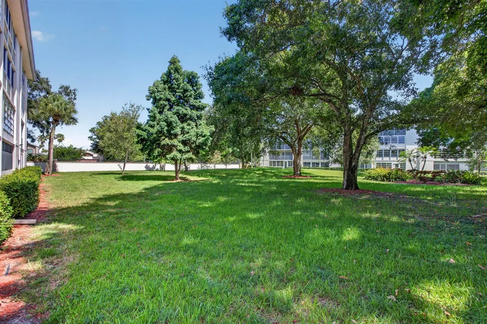 2002 Granada Drive #E1 Coconut Creek, FL 33066