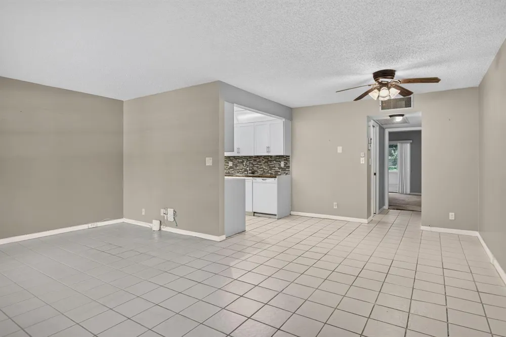 2002 Granada Drive #E1 Coconut Creek, FL 33066