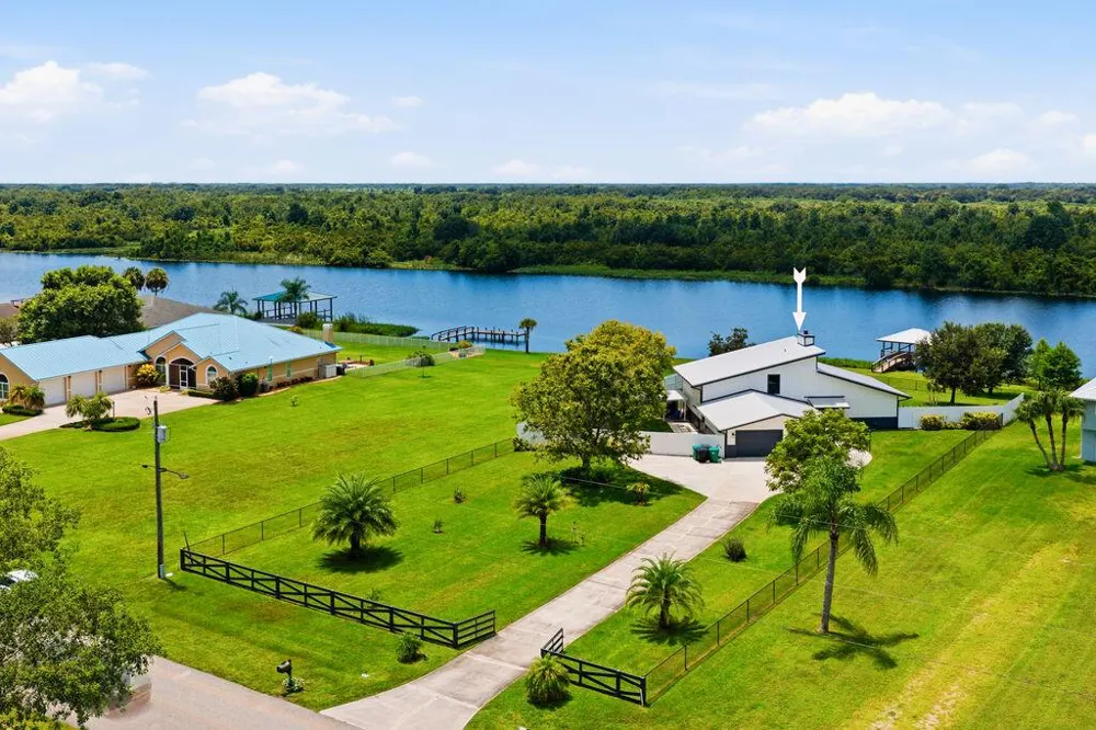 14216 SW 144TH PARKWAY Okeechobee, FL 34974