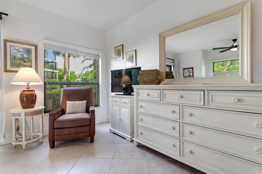11863 Wimbledon Circle #412 Wellington, FL 33414