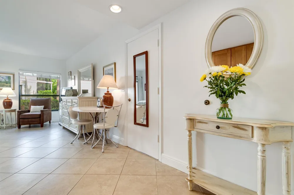 11863 Wimbledon Circle #412 Wellington, FL 33414