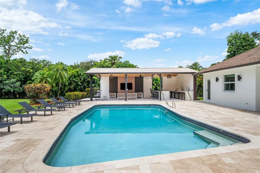 13900 Mustang Trl Southwest Ranches, FL 33330