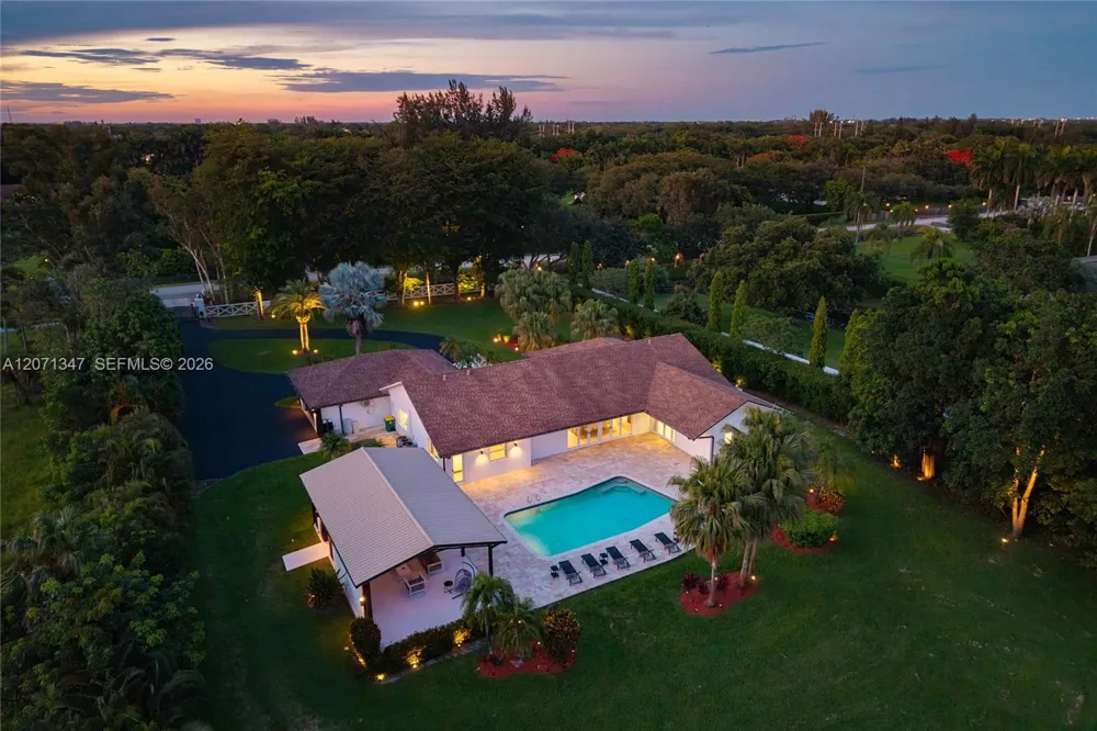 13900 Mustang Trl Southwest Ranches, FL 33330