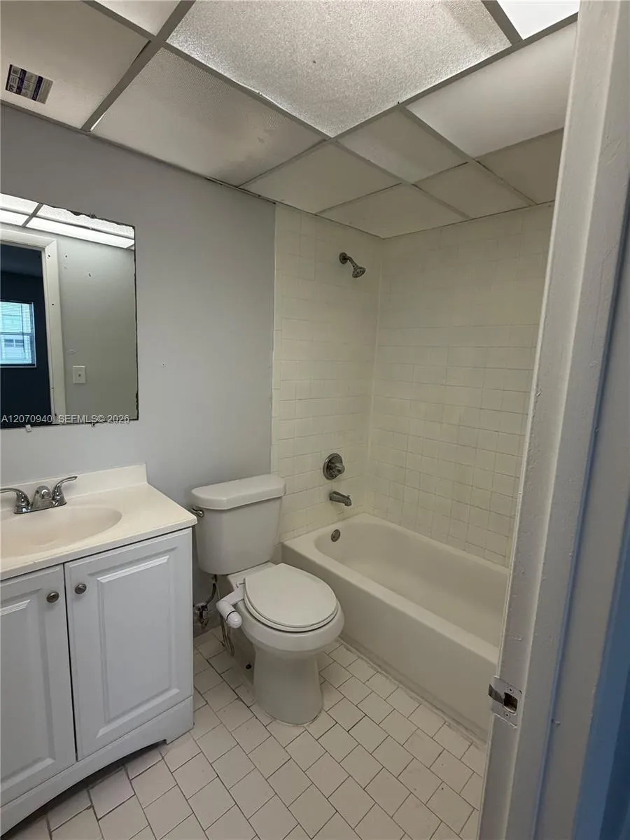 7925 S Colony Cir S #108 Tamarac, FL 33321