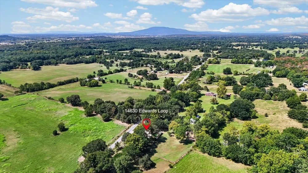 14630 Edward Loop Cameron, OK 74932