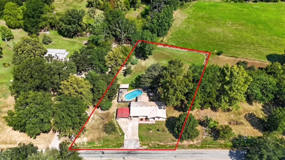 14630 Edward Loop Cameron, OK 74932