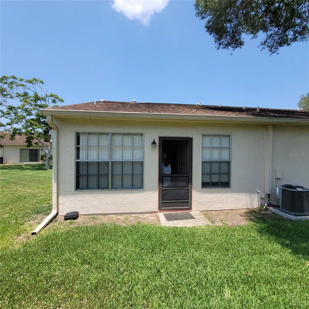 11224 VERSAILLES LANE #11224 Port Richey, FL 34668
