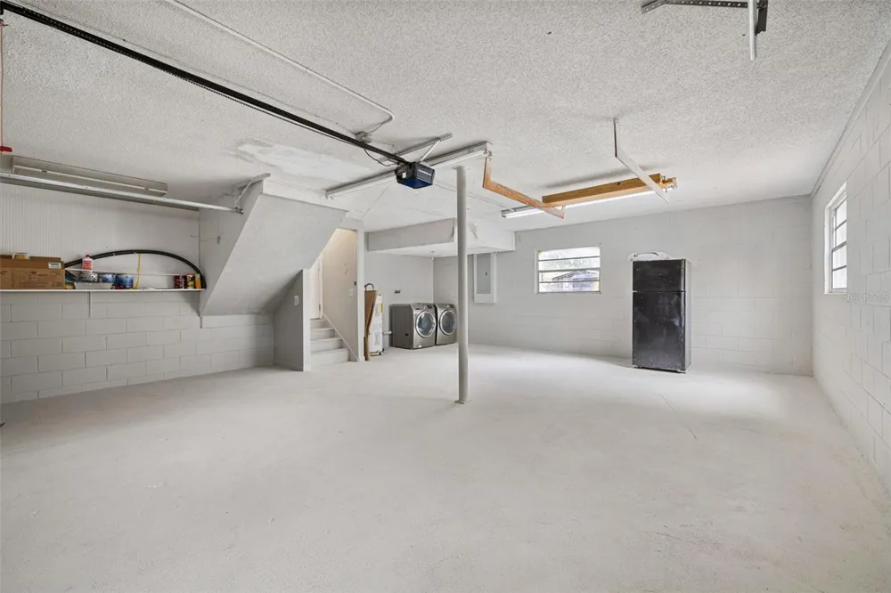 4035 WENDY DRIVE Orlando, FL 32808