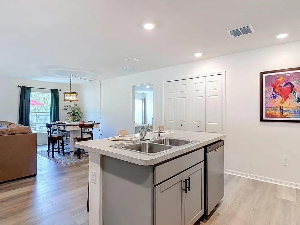 35 RICHFIELD LANE Palm Coast, FL 32164