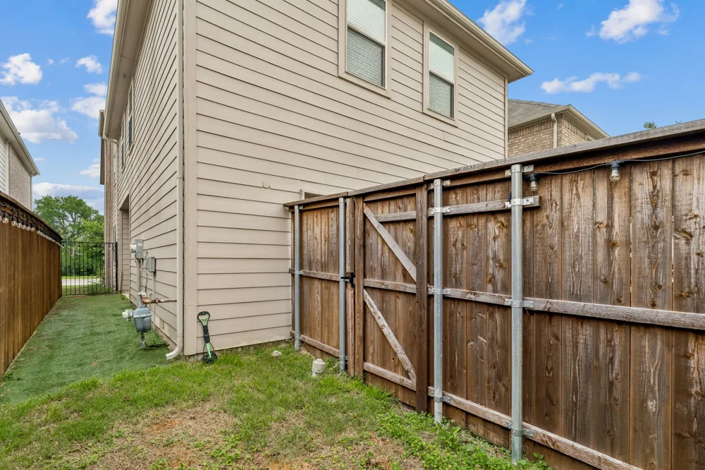 7905 Chapman Circle Rowlett, TX 75089