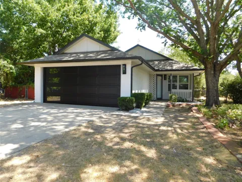 404 Woodson Circle