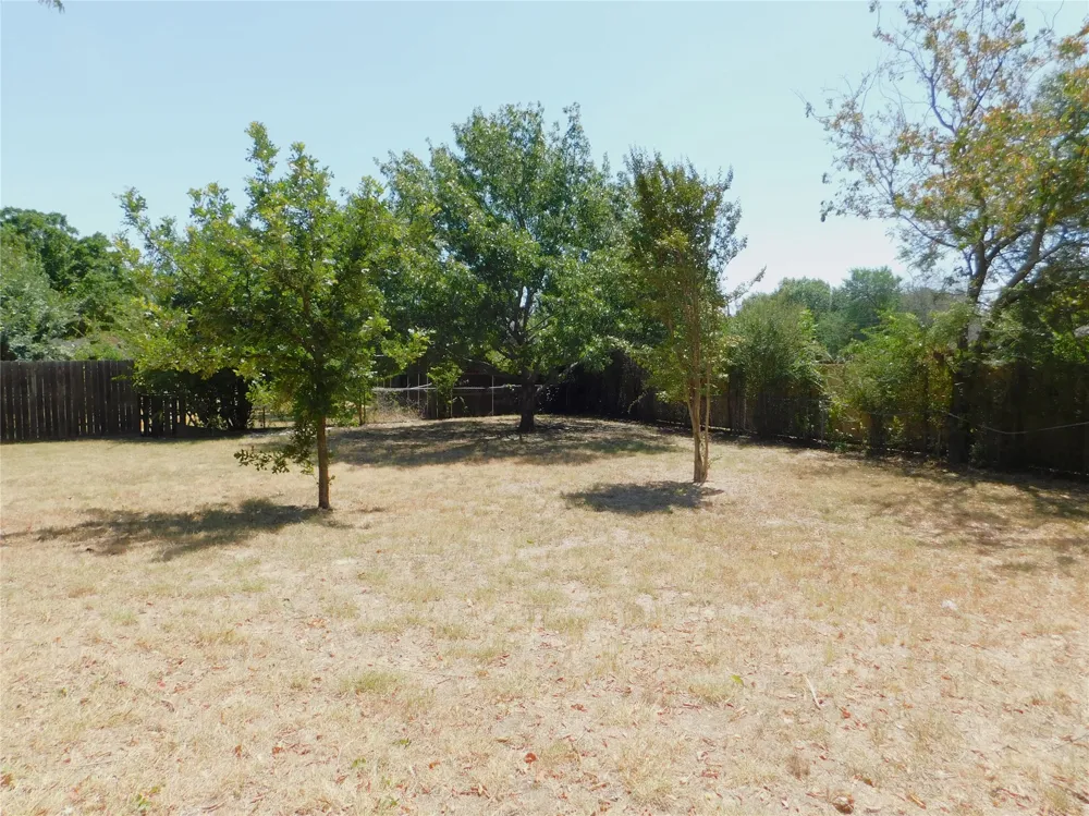 404 Woodson Circle Denton, TX 76209