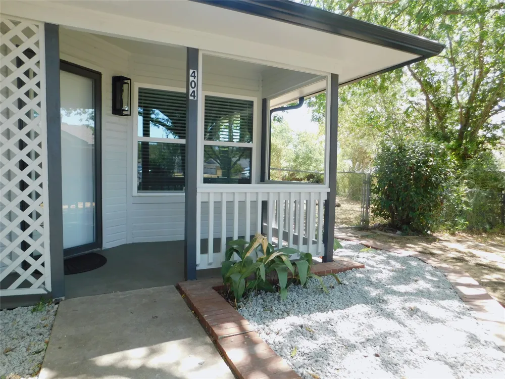 404 Woodson Circle Denton, TX 76209