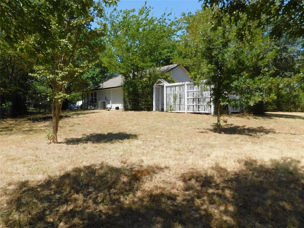404 Woodson Circle Denton, TX 76209