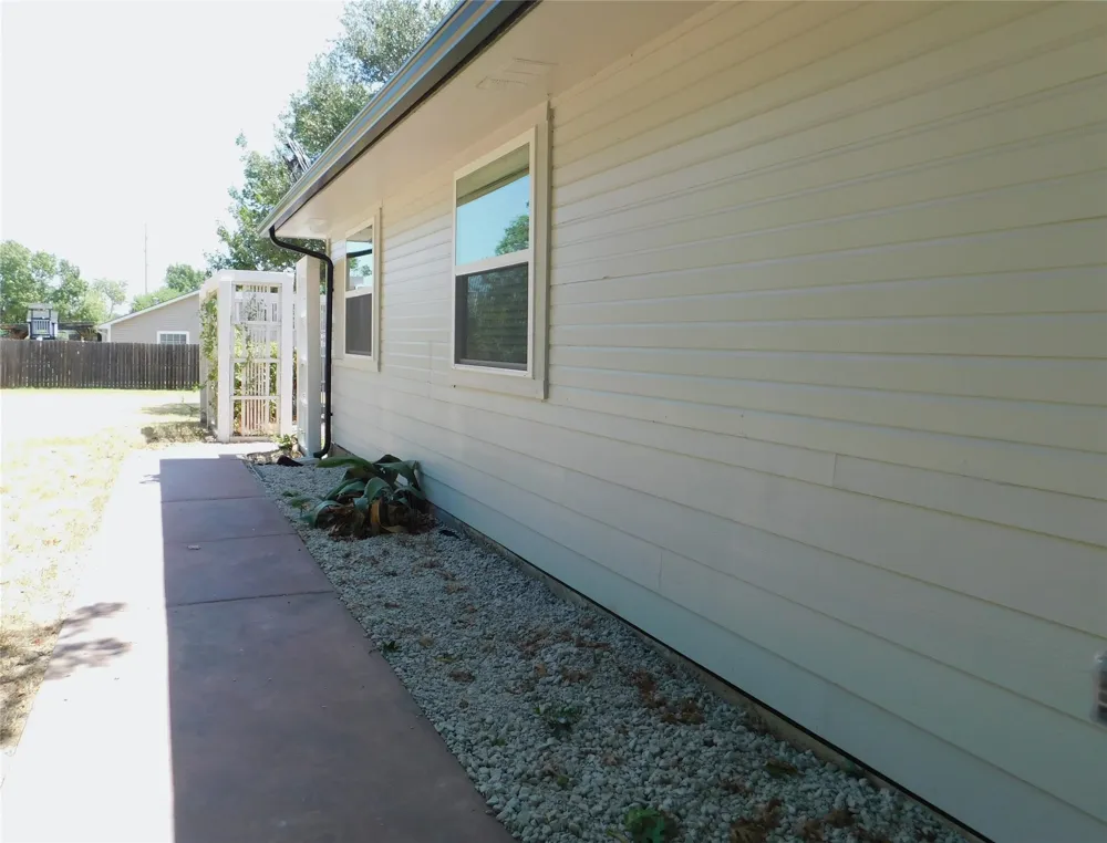 404 Woodson Circle Denton, TX 76209