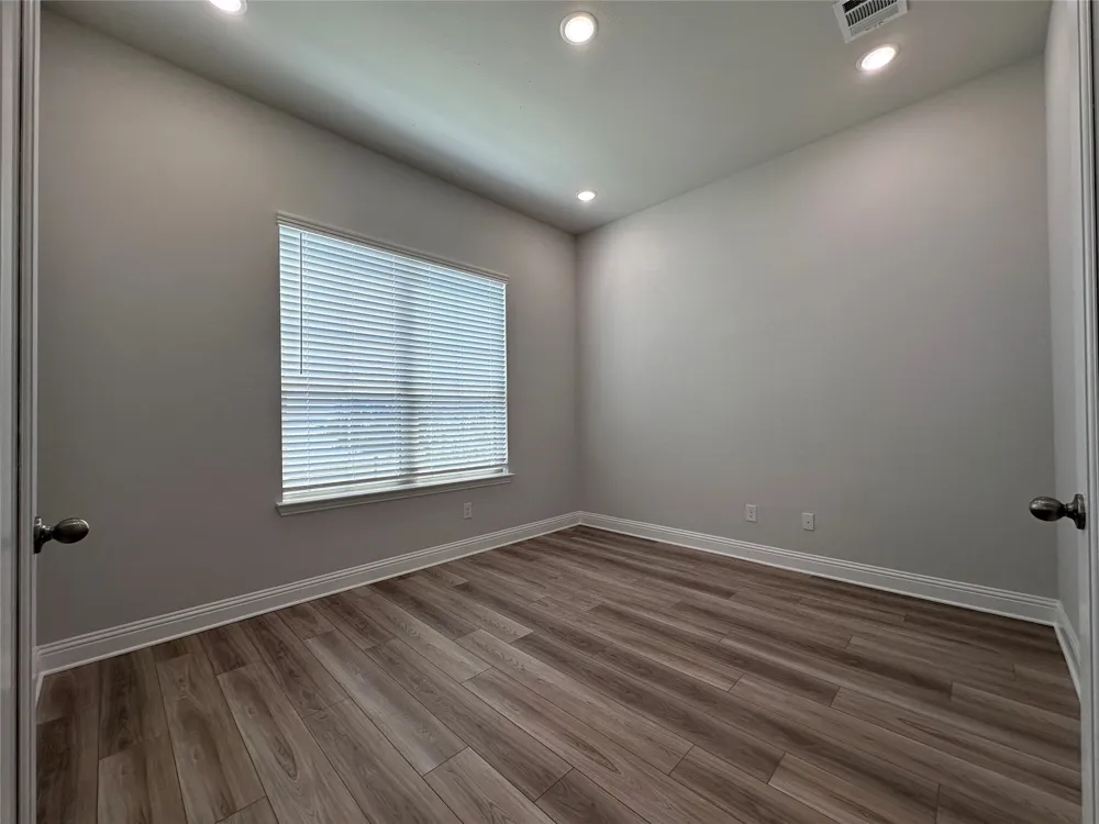 7017 Sunset Boulevard Rowlett, TX 75088