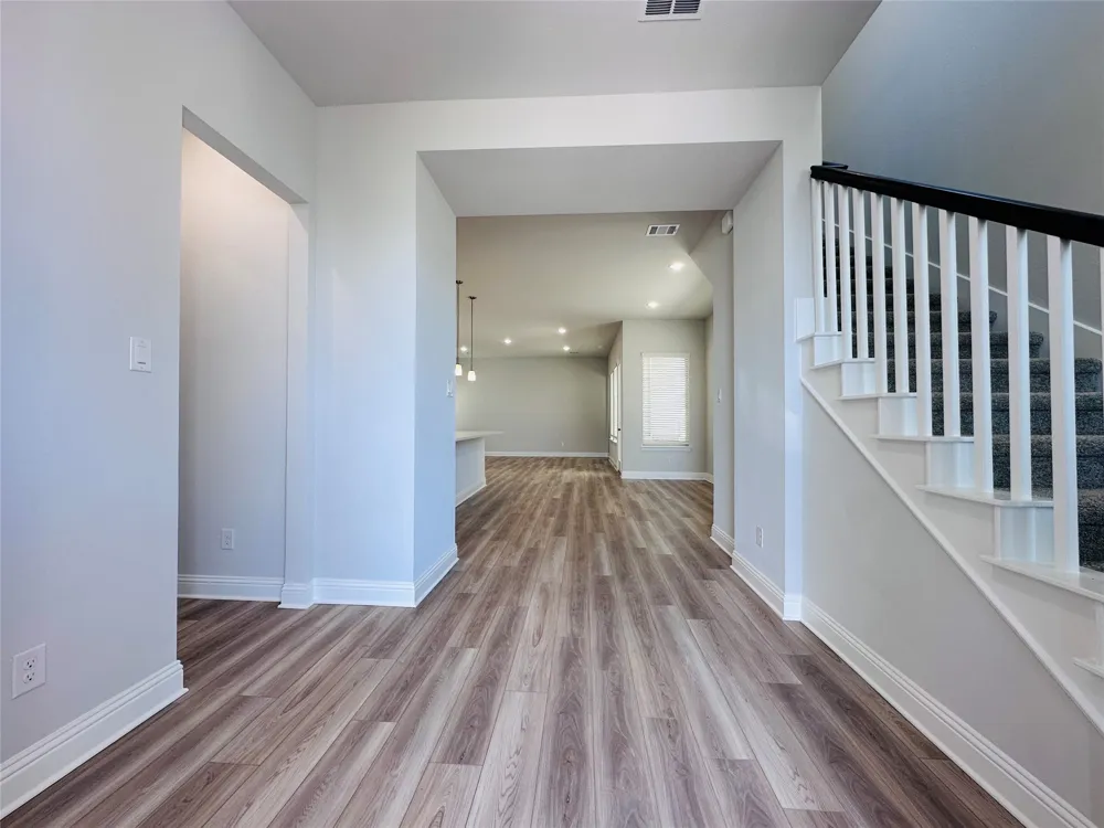 7017 Sunset Boulevard Rowlett, TX 75088