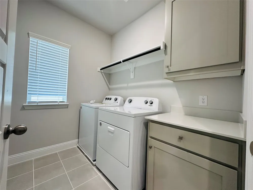 7017 Sunset Boulevard Rowlett, TX 75088